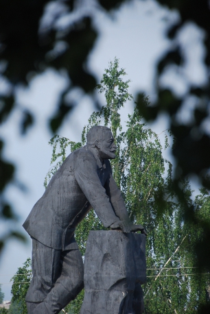 Памятник Шувалову